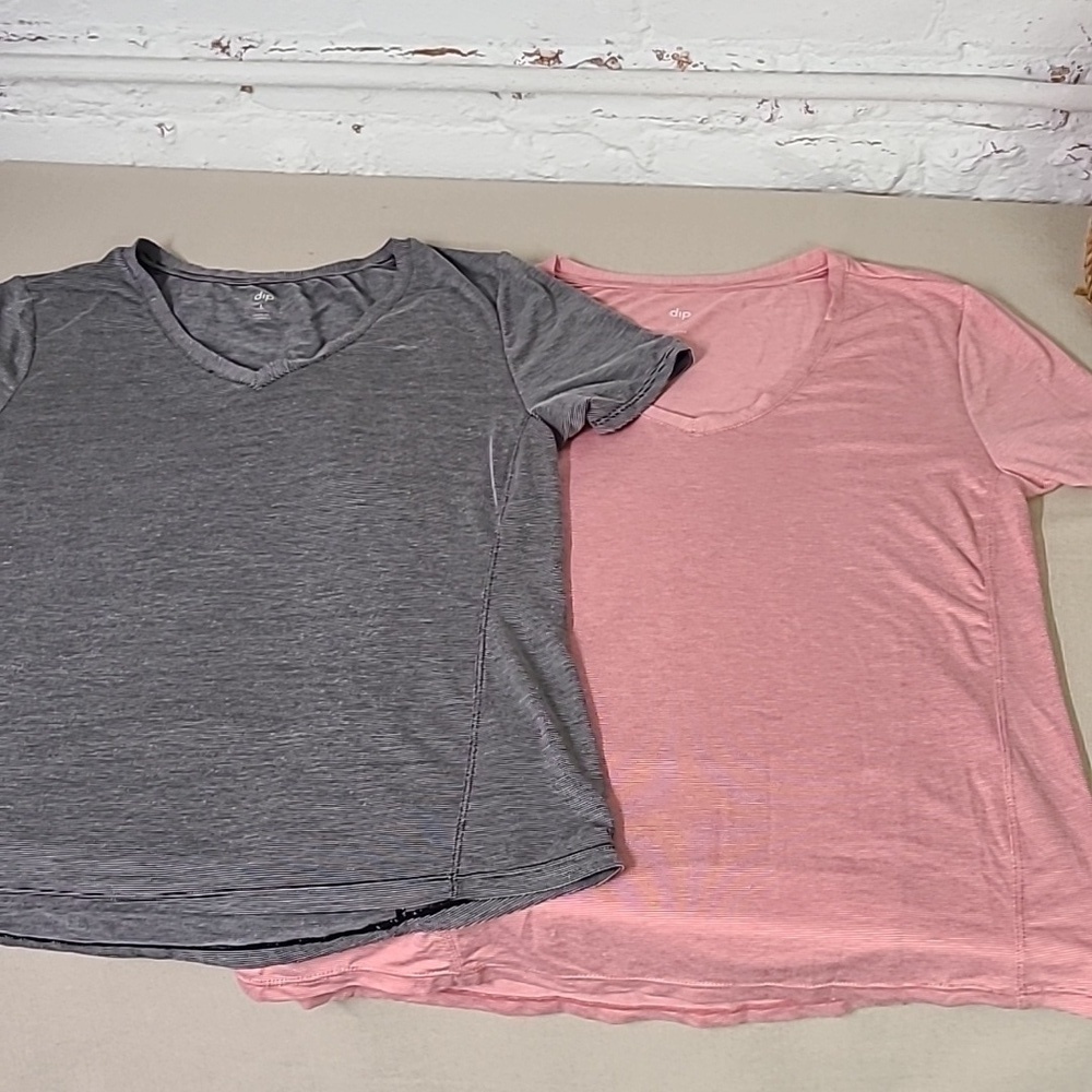 2 Dip T Shirts Lize Large Black and Pink